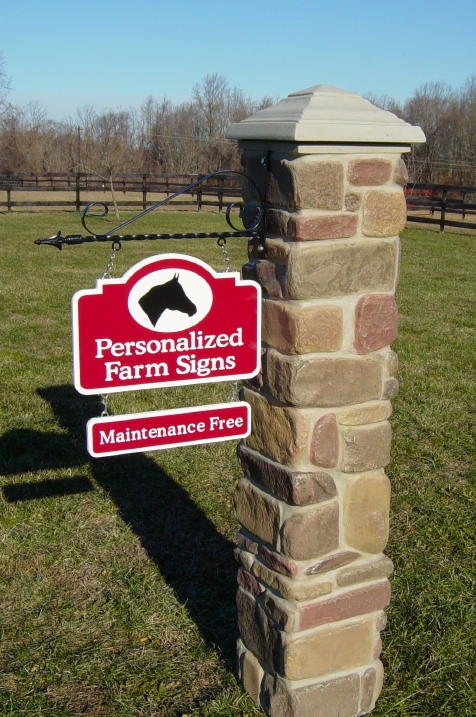 Stone Column Sign Post w/24" Scroll Bracket*" border=